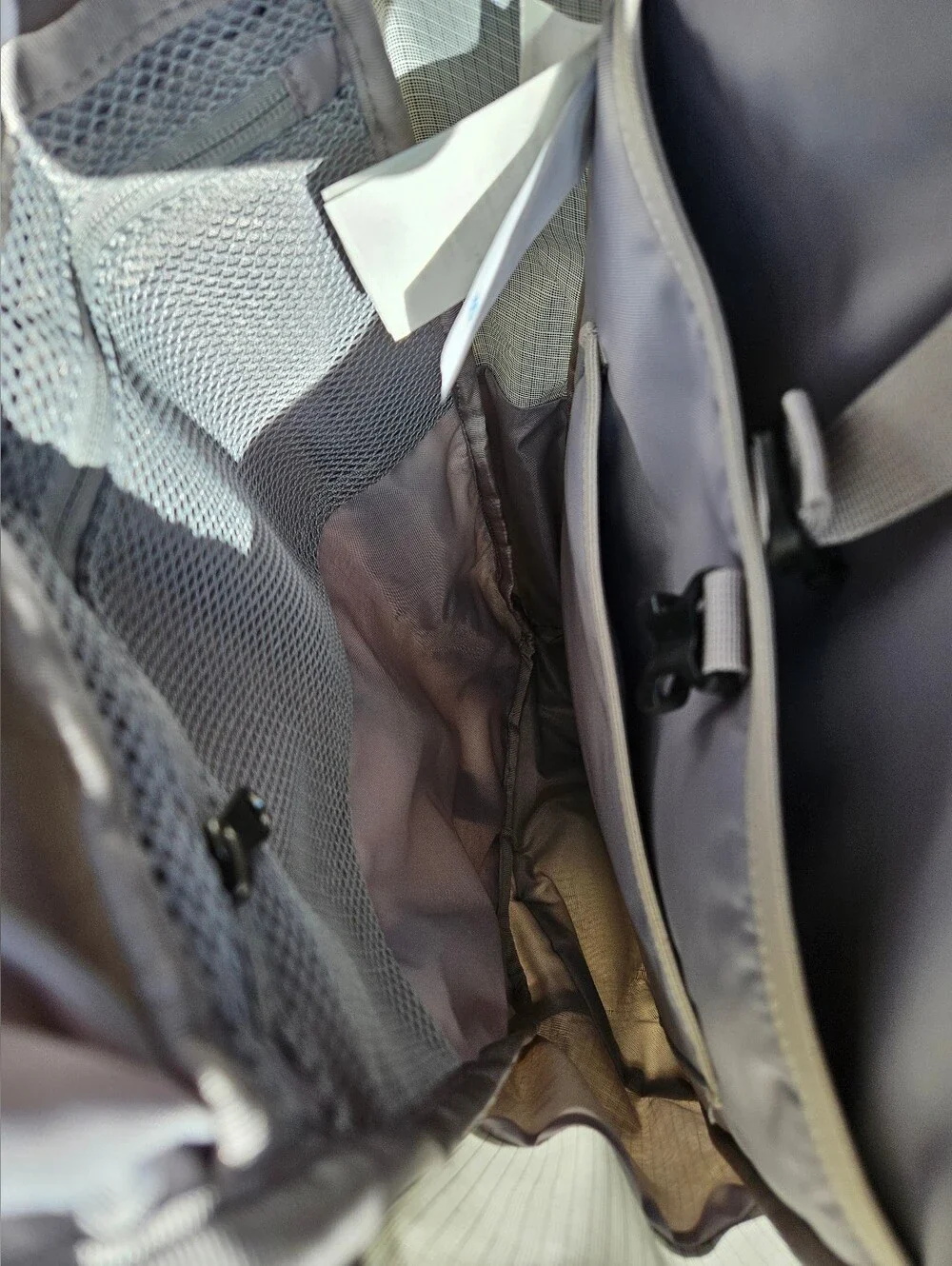 Patagonia 25L Black Hole Backpack Gray